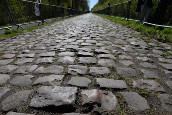 Cobblestone Installation in Grove City
